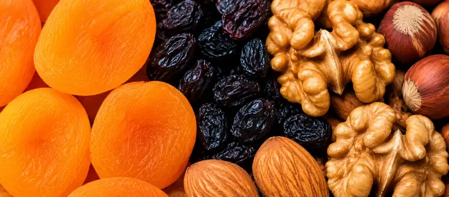 Frutta secca e disidratata per il commercio internazionale